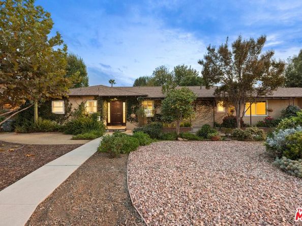 16822 Valerio Street, Lake Balboa CA 91406