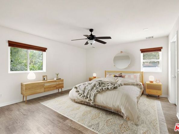 16822 Valerio Street, Lake Balboa CA 91406