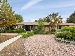 16822 Valerio Street, Lake Balboa CA 91406