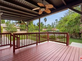 16822 Valerio Street, Lake Balboa CA 91406