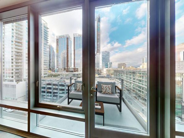 1100 S Hope Street 914, Los Angeles CA 90015