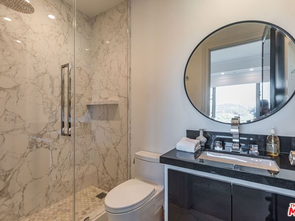 10727 Wilshire Boulevard 1702, Los Angeles CA 90024