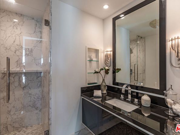 10727 Wilshire Boulevard 1702, Los Angeles CA 90024