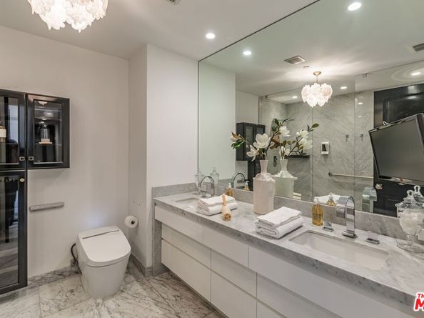 10727 Wilshire Boulevard 1702, Los Angeles CA 90024