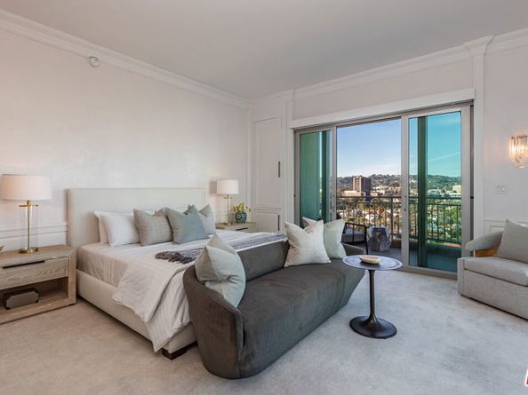 10727 Wilshire Boulevard 1702, Los Angeles CA 90024
