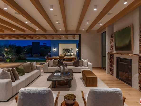 1307 N Doheny Drive, Los Angeles CA 90069