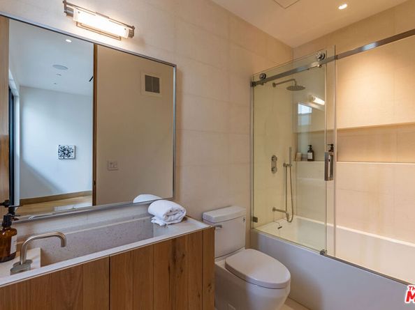 1307 N Doheny Drive, Los Angeles CA 90069