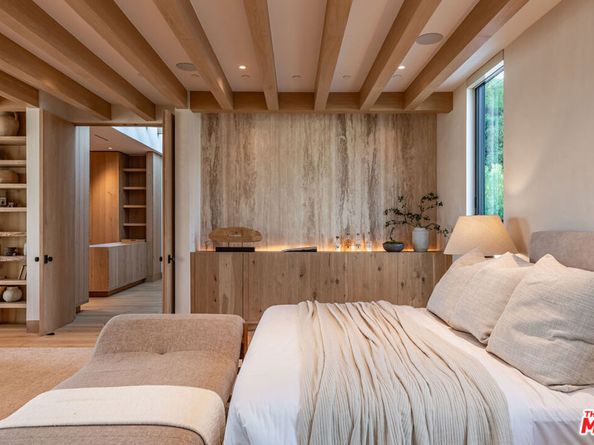 1307 N Doheny Drive, Los Angeles CA 90069