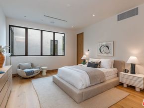 1307 N Doheny Drive, Los Angeles CA 90069