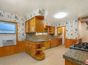 7231 Vanalden Avenue, Reseda CA 91335