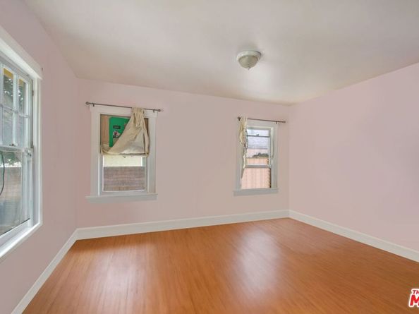 7231 Vanalden Avenue, Reseda CA 91335