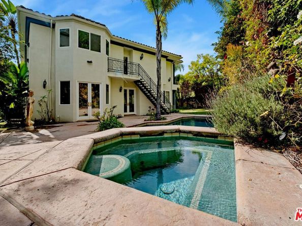 2997 Beverly Glen Circle, Los Angeles CA 90077