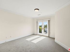 2997 Beverly Glen Circle, Los Angeles CA 90077