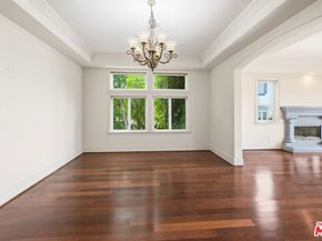 2997 Beverly Glen Circle, Los Angeles CA 90077