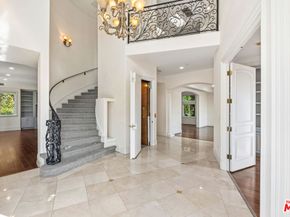 2997 Beverly Glen Circle, Los Angeles CA 90077