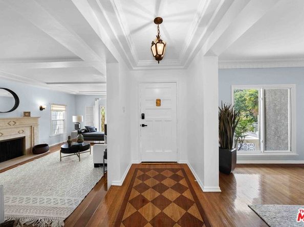 865 S Lucerne Boulevard, Los Angeles CA 90005