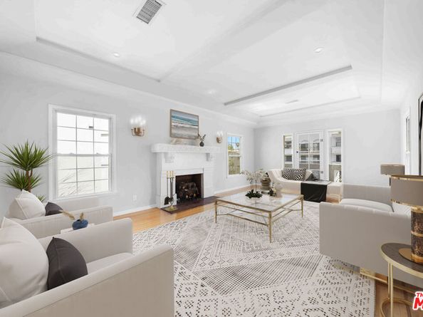 865 S Lucerne Boulevard, Los Angeles CA 90005