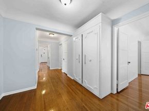 865 S Lucerne Boulevard, Los Angeles CA 90005