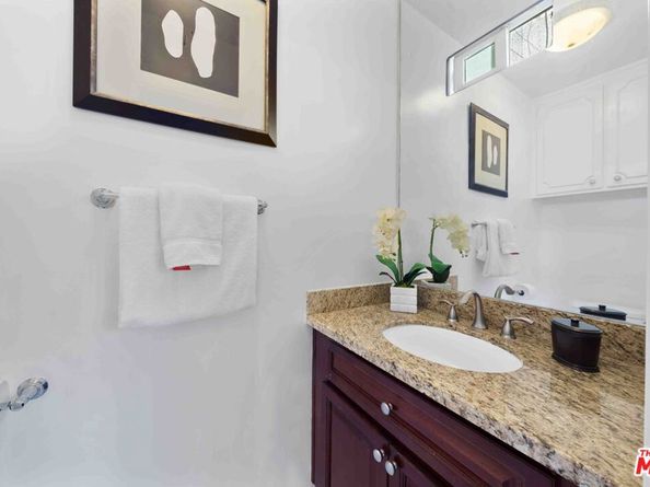 865 S Lucerne Boulevard, Los Angeles CA 90005