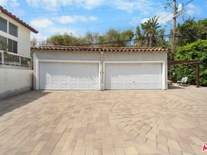 865 S Lucerne Boulevard, Los Angeles CA 90005