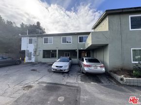 836 Ashland Avenue, Santa Monica CA 90405