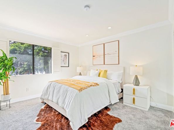 1716 Brockton Avenue 101, Los Angeles CA 90025