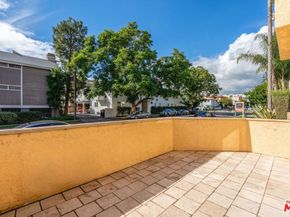 1716 Brockton Avenue 101, Los Angeles CA 90025