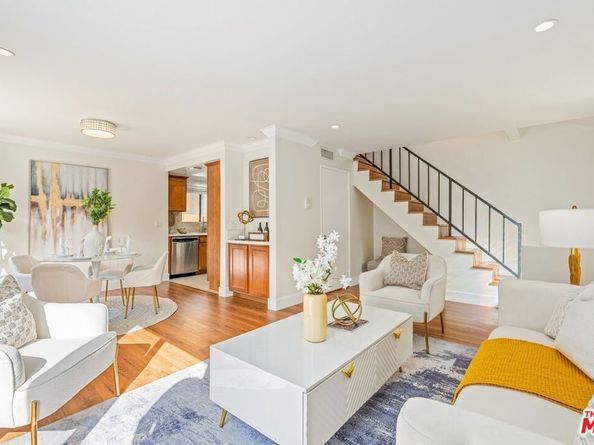 1716 Brockton Avenue 101, Los Angeles CA 90025