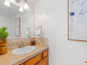 1716 Brockton Avenue 101, Los Angeles CA 90025