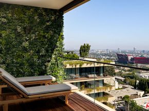 9040 Sunset Boulevard 1101, West Hollywood CA 90069