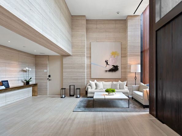 9040 Sunset Boulevard 1101, West Hollywood CA 90069