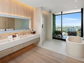 9040 Sunset Boulevard 1101, West Hollywood CA 90069