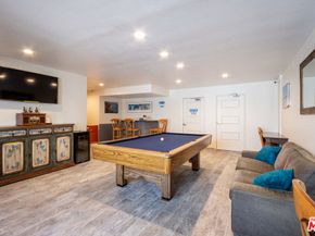 2721 2nd Street 211, Santa Monica CA 90405