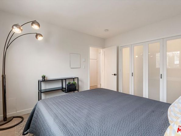 2721 2nd Street 211, Santa Monica CA 90405