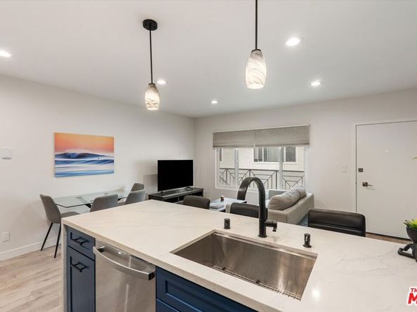 2721 2nd Street 211, Santa Monica CA 90405