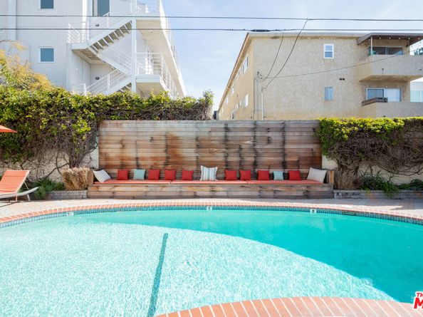 2721 2nd Street 211, Santa Monica CA 90405