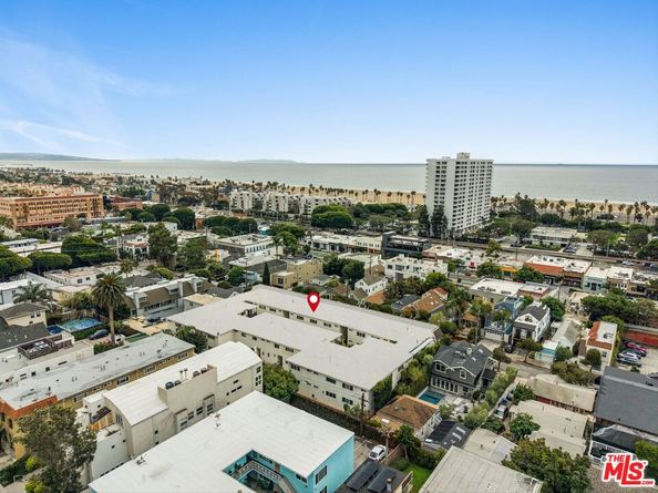 2721 2nd Street 211, Santa Monica CA 90405