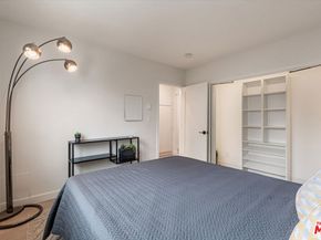 2721 2nd Street 211, Santa Monica CA 90405