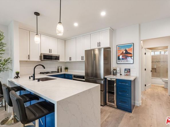 2721 2nd Street 211, Santa Monica CA 90405