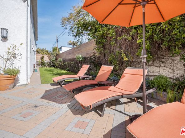 2721 2nd Street 211, Santa Monica CA 90405