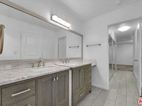 8535 W West Knoll Drive 111, West Hollywood CA 90069