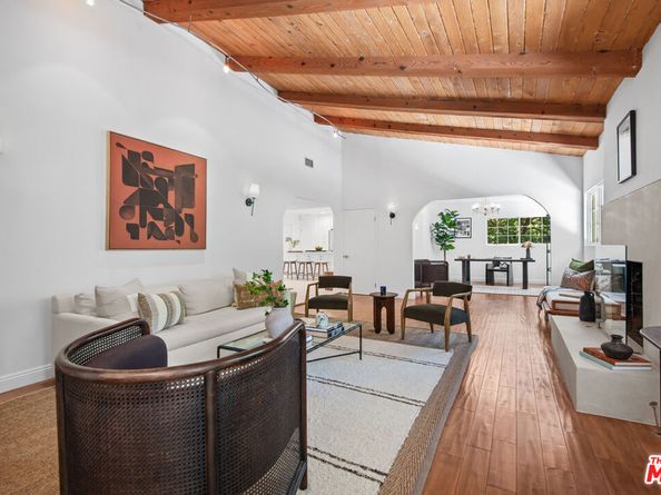 2206 Outpost Drive, Los Angeles CA 90068