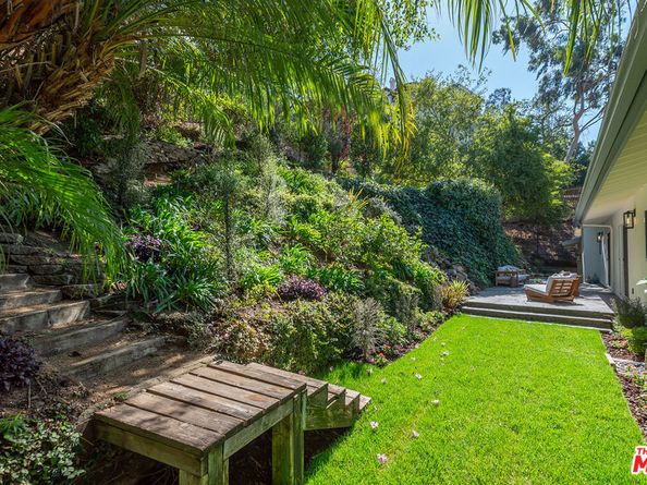 2206 Outpost Drive, Los Angeles CA 90068