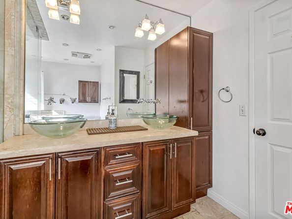 11725 Balboa Boulevard, Granada Hills CA 91344