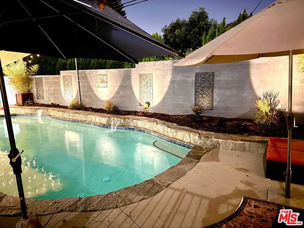 11725 Balboa Boulevard, Granada Hills CA 91344