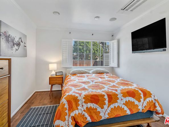 11725 Balboa Boulevard, Granada Hills CA 91344