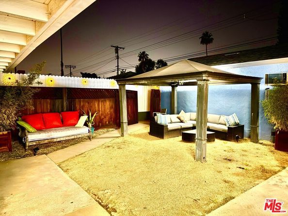 11725 Balboa Boulevard, Granada Hills CA 91344