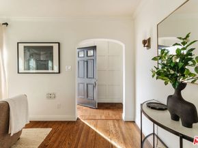 3860 Hepburn Avenue, Los Angeles CA 90008