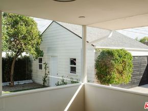 3860 Hepburn Avenue, Los Angeles CA 90008