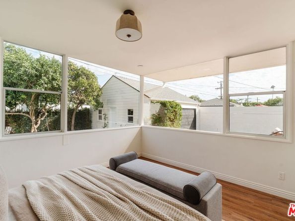 3860 Hepburn Avenue, Los Angeles CA 90008